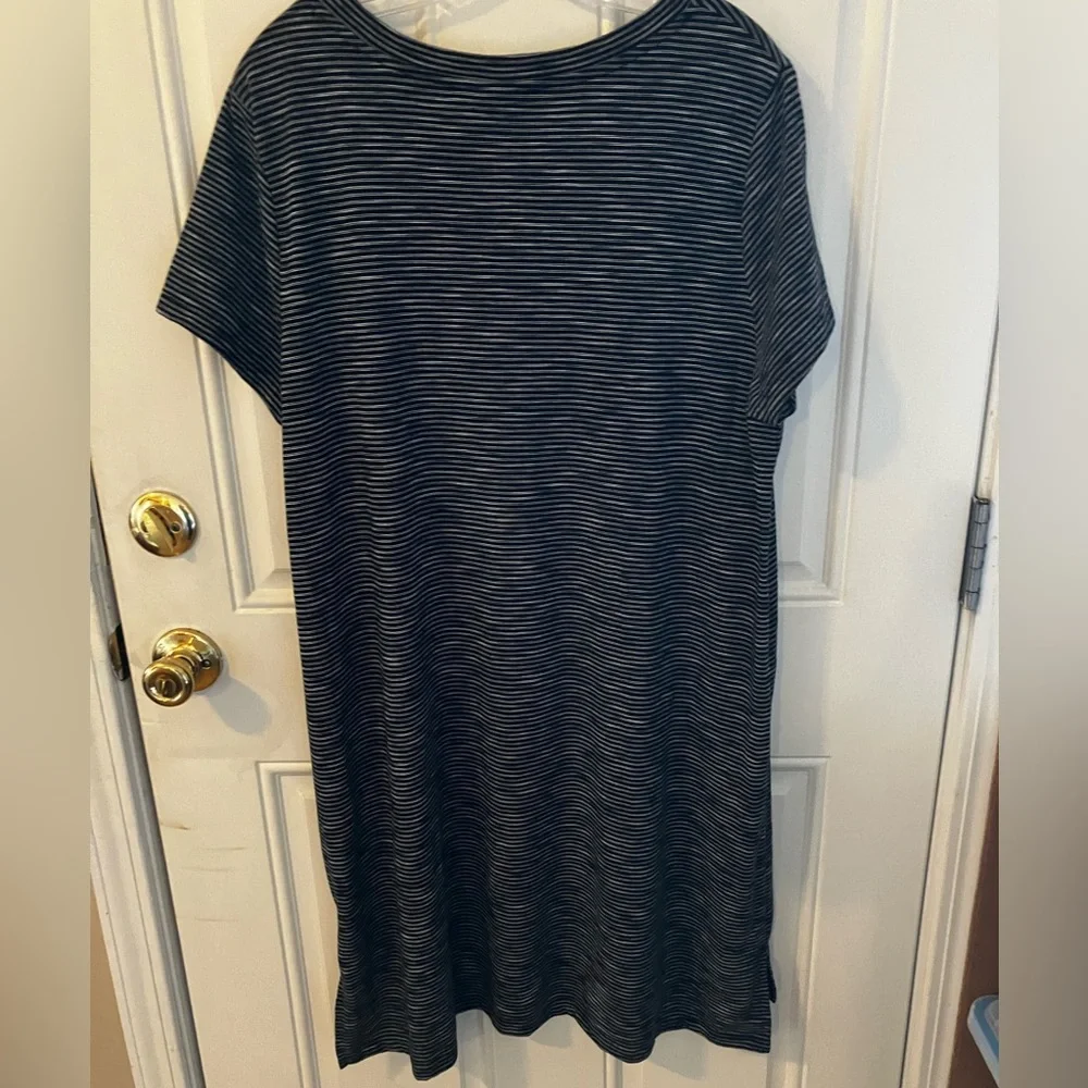 Mossimo Supply Co Black & White Striped T-Shirt Mini Dress-(Modern LG/XL - 42") - Picture 5 of 14